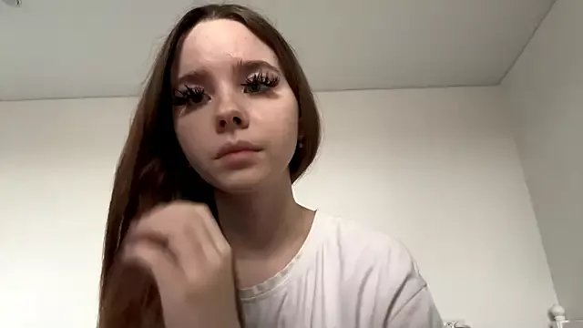 EhtelBiondi on StripChat 