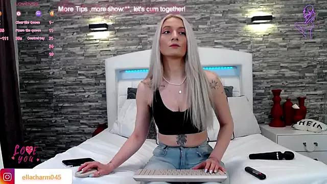 Ella_Charm on StripChat 