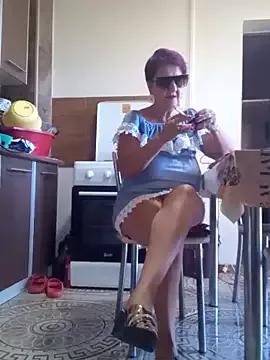 Freechat Ely_Elenita on StripChat