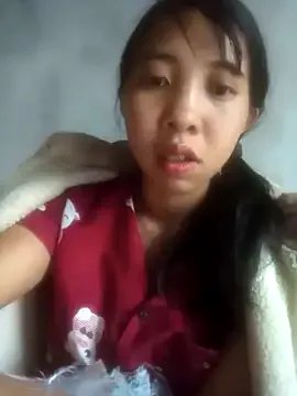 emaame68 on StripChat 