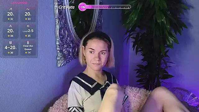 EmmaGallen on StripChat 