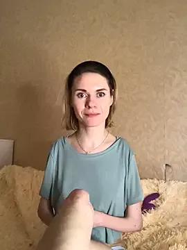 EmmaGallen on StripChat 