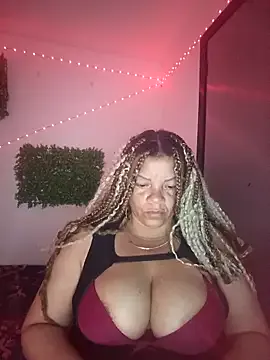 Eva_Luxei on StripChat