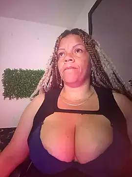 Eva_Luxei on StripChat