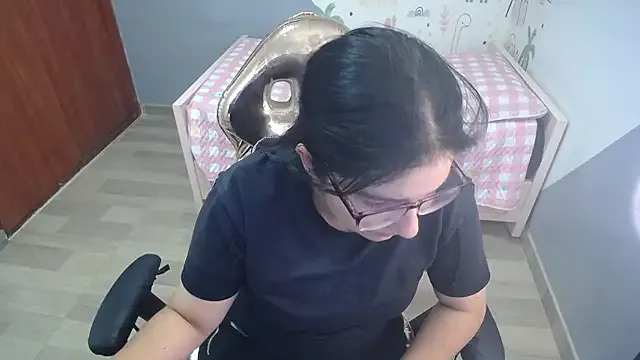 eva_smit_t on StripChat