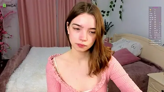 Evi_Brook on StripChat