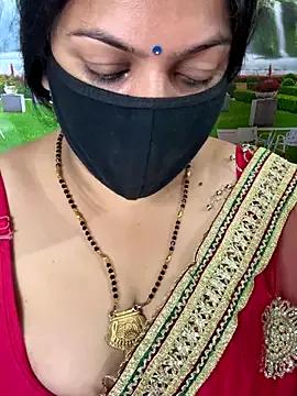 Freechat FlatVincy4 on StripChat