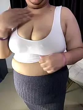 Freechat FlatVincy4 on StripChat