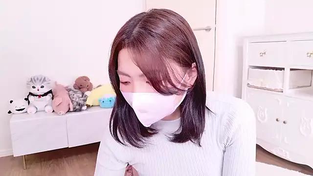 Fuwa_chan on StripChat