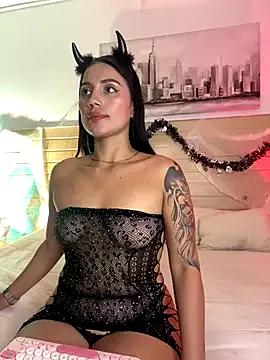 Explore hot slut GabiHills GabiHills from StripChat