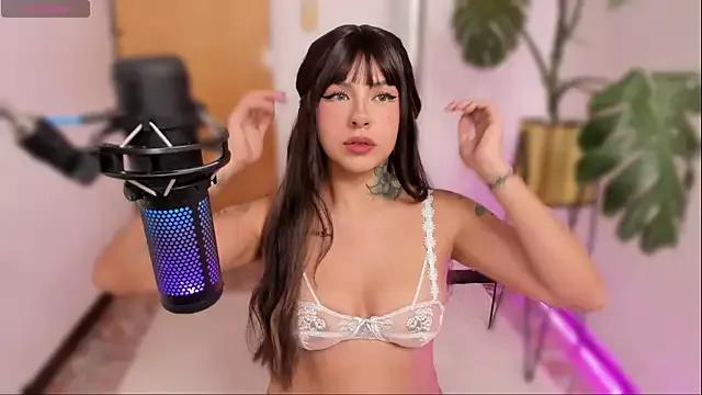 Gingerdoll__ on StripChat 