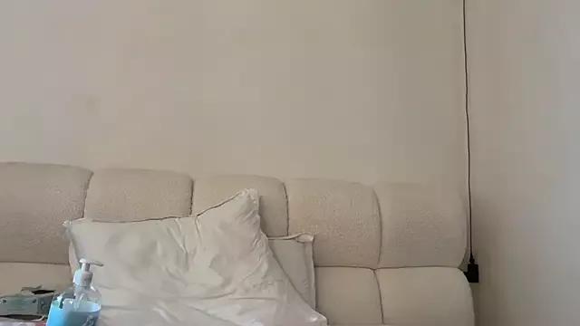 Cute GiuliaDollx from StripChat GiuliaDollx from StripChat