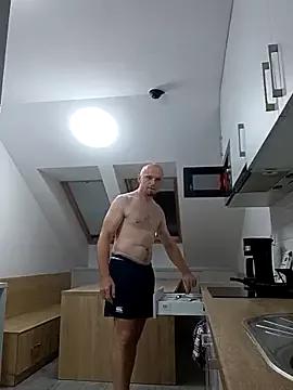 Freechat great_feeling on StripChat