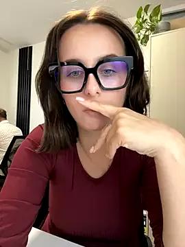 Cute Hii_Lolla wants you to fuck their body now Hii_Lolla from StripChat