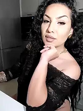 Freechat hot-babygirl on StripChat