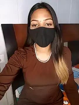 Freechat Hot_malika19 on StripChat