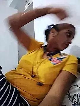 Hotty-Nidhi on StripChat 