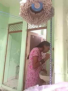 Hotty-Nidhi on StripChat 