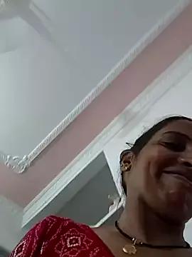 Hotty-Nidhi on StripChat 