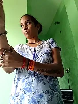 Hotty-Nidhi on StripChat 