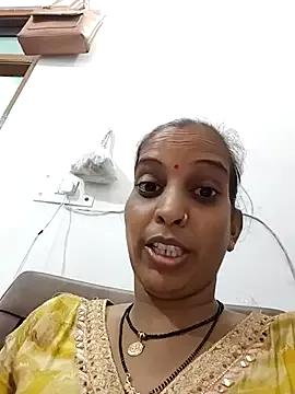 Hotty-Nidhi on StripChat 