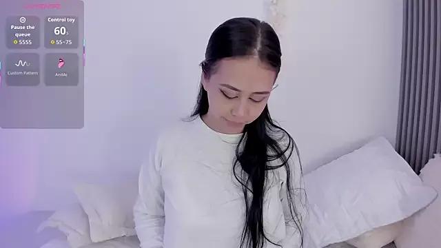 Watch StripChat's Iiris_ iiris_ from StripChat