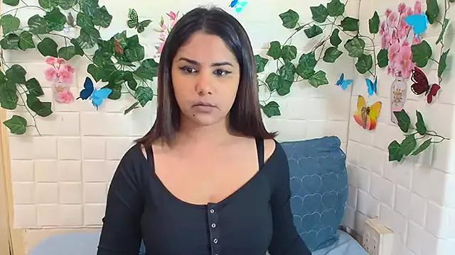 Freechat IndiaSexyStripper4u on StripChat