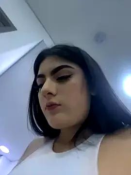 IrisBaker on StripChat 