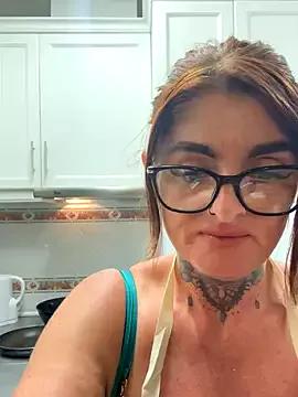 IrishmilfAnna on StripChat