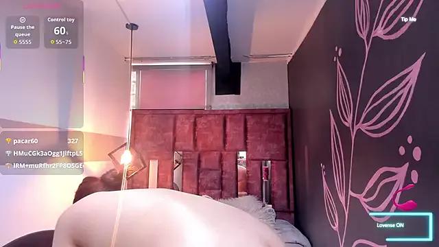 Freechat Isa_Thompson__ on StripChat