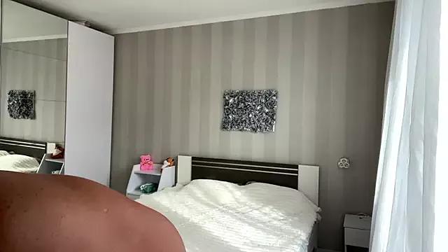 JadeExxa from StripChat