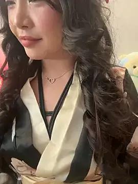 Check out slutty camwhore Jinawaves jinawaves from StripChat