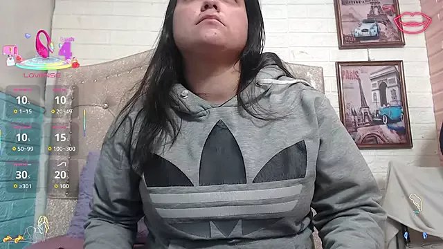 KataleyaStiward on StripChat 