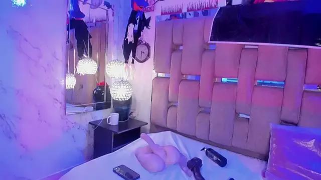 Discover dirty stripper KateLee KateLee from StripChat