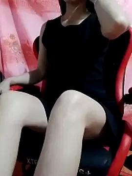 Masturbate to gorgeous stripper Kylie_beem Kylie_beem from StripChat