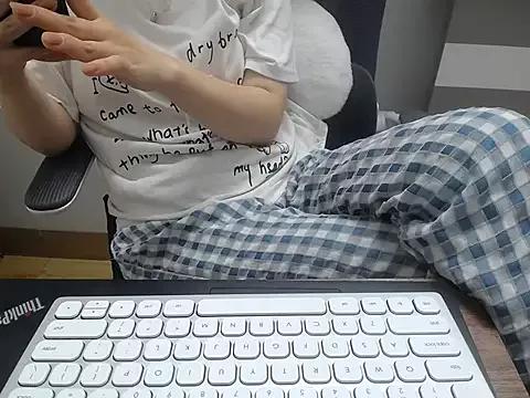 Gorgeous Lamoon_2k from StripChat Lamoon_2k from StripChat