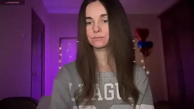 lanaloulou on StripChat 