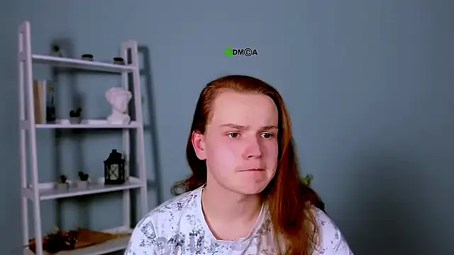 leo_void — take off one piece of clothing