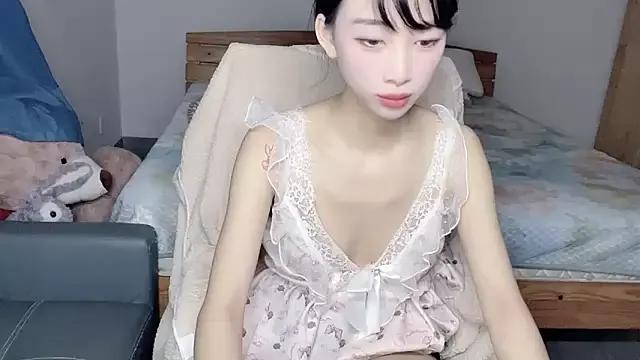 Freechat Lili-2 on StripChat