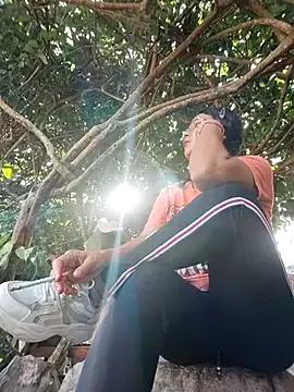 Masturbate to sweet model Lily-o Lily-o from StripChat