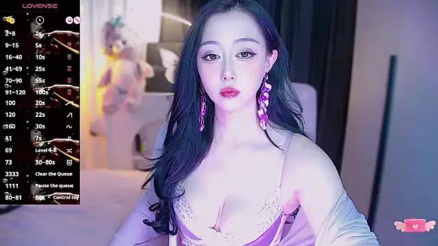 Lily0709 on StripChat 