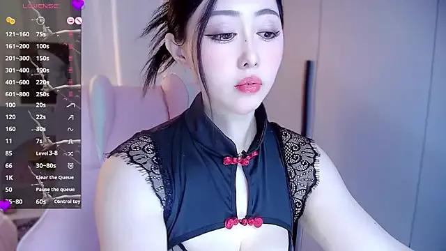 Lily0709 on StripChat 