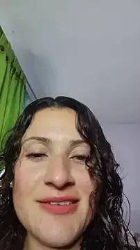 Join Lindasyt, she wants to masturbate for you lindasyt from StripChat