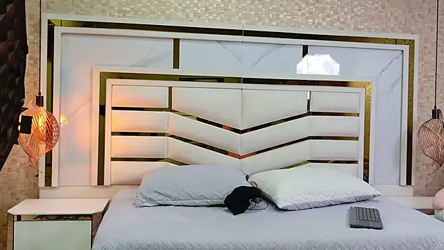 luciana_agudelo — lush control x5min