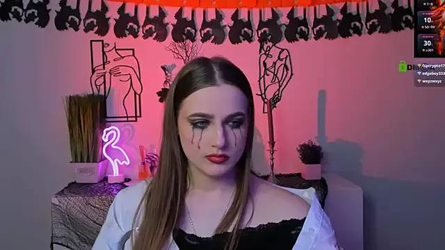 luna_tin from StripChat