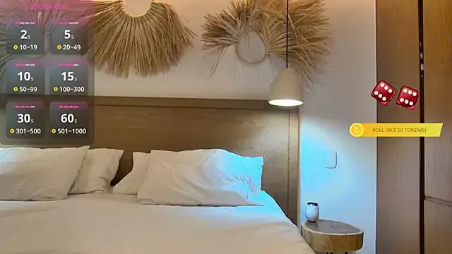 LunarAngel_ from StripChat