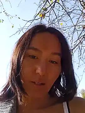 Luu-Lii777 on StripChat 