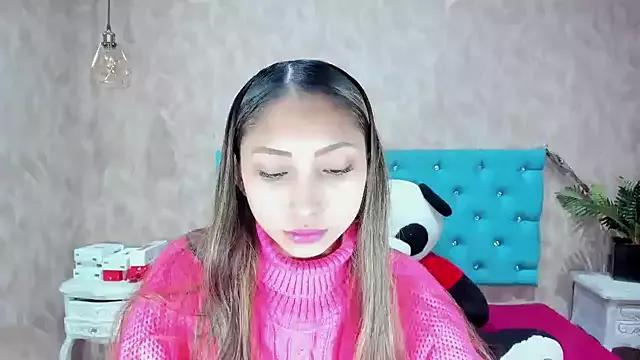 Freechat MadelineDoll on StripChat