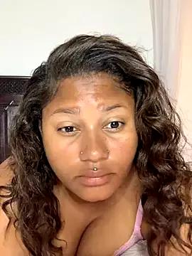 Watch naked camwhore Madell madell from StripChat