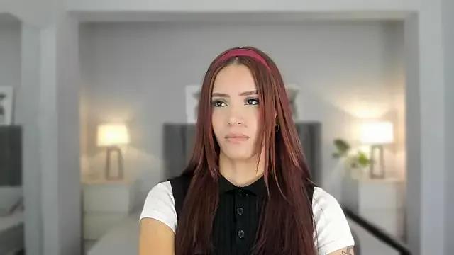 Freechat Madie__collins on StripChat